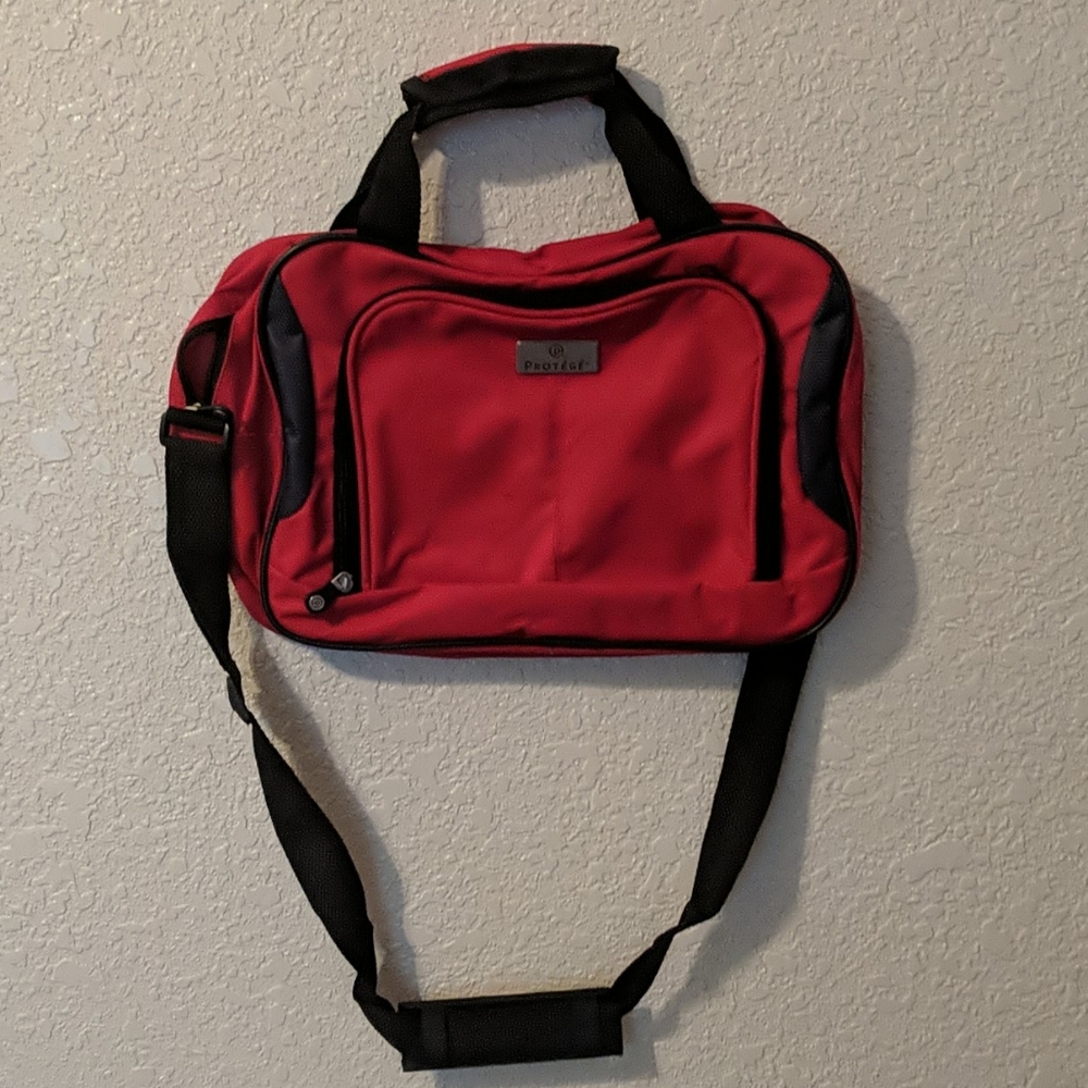 Beautiful red protégé travel bag